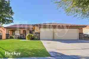 featured image of 989 Pearl Peak Street