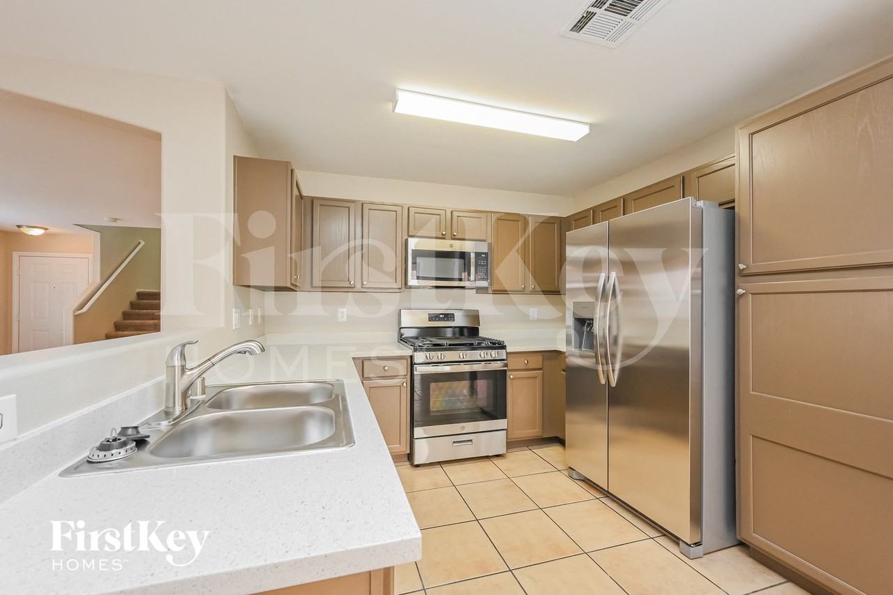 6859 Wimberly Street - Photo 6 of 15