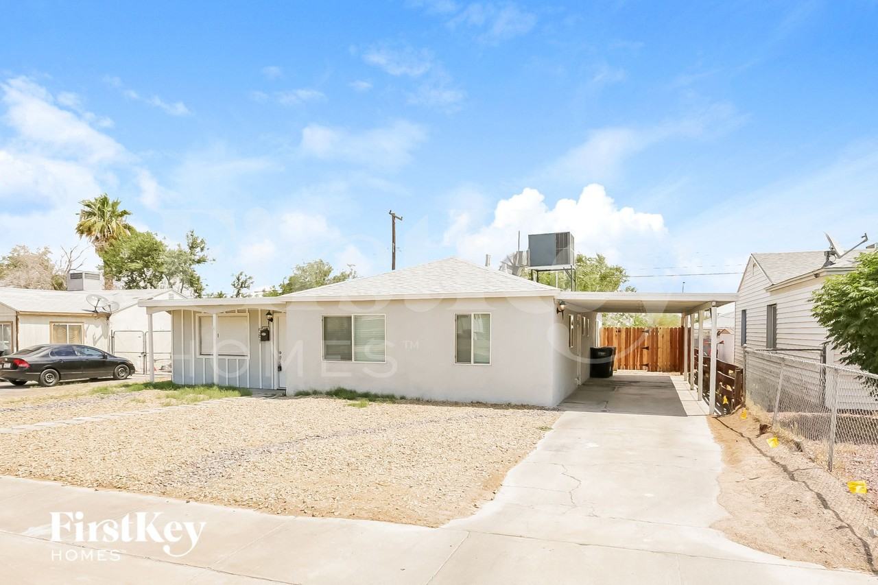 581 National St - Photo 2 of 15