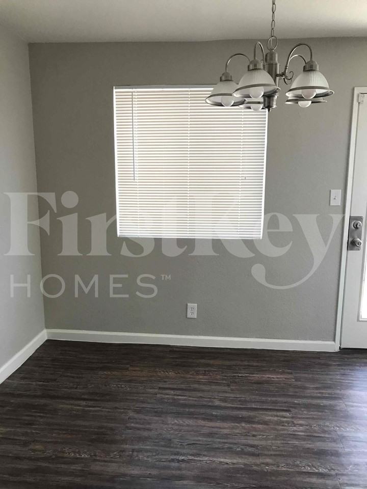 5904 Jerry Dr - Photo 2 of 25