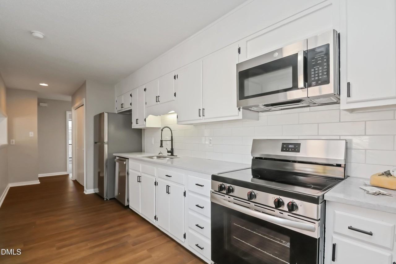 5609 Bowman Ct - Photo 6 of 13