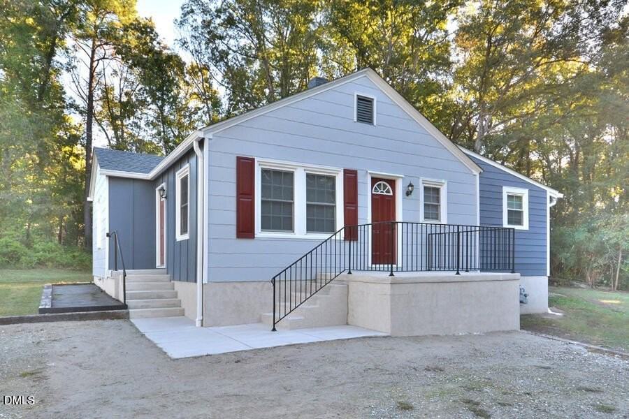 721 Peyton Avenue - Photo 3 of 25