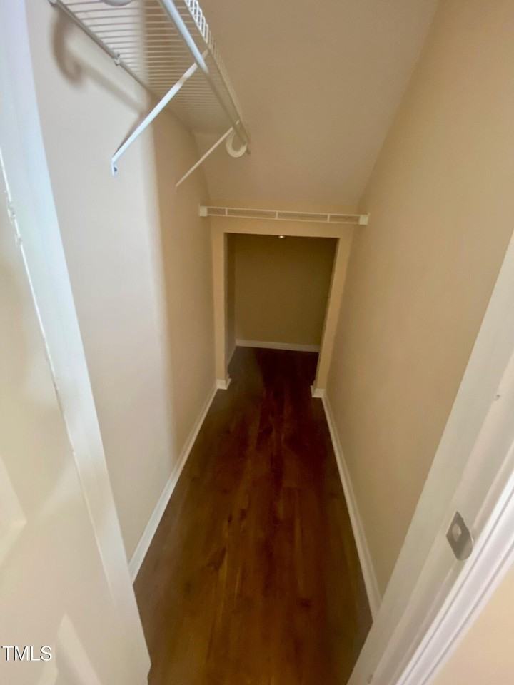 804 Roni Court - Photo 3 of 20