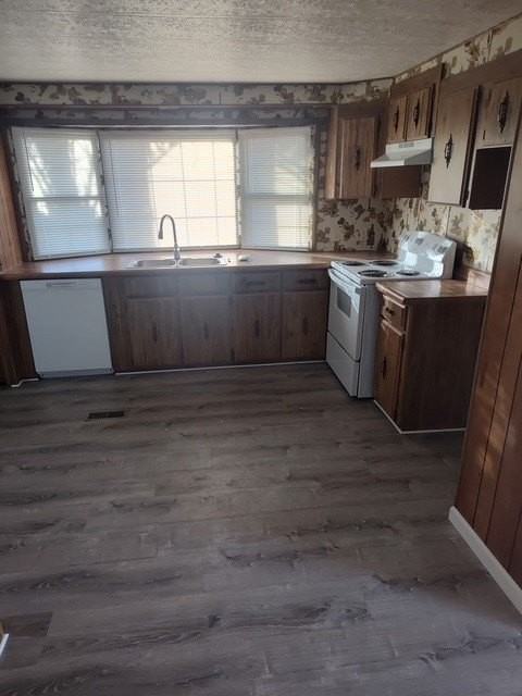 1900 Colorado Boulevard - Photo 5 of 17