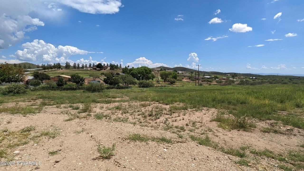 7825 S Loma Ln - Photo 2 of 23