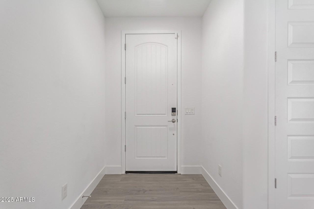 7276 South 22nd Lane - Photo 5 of 30