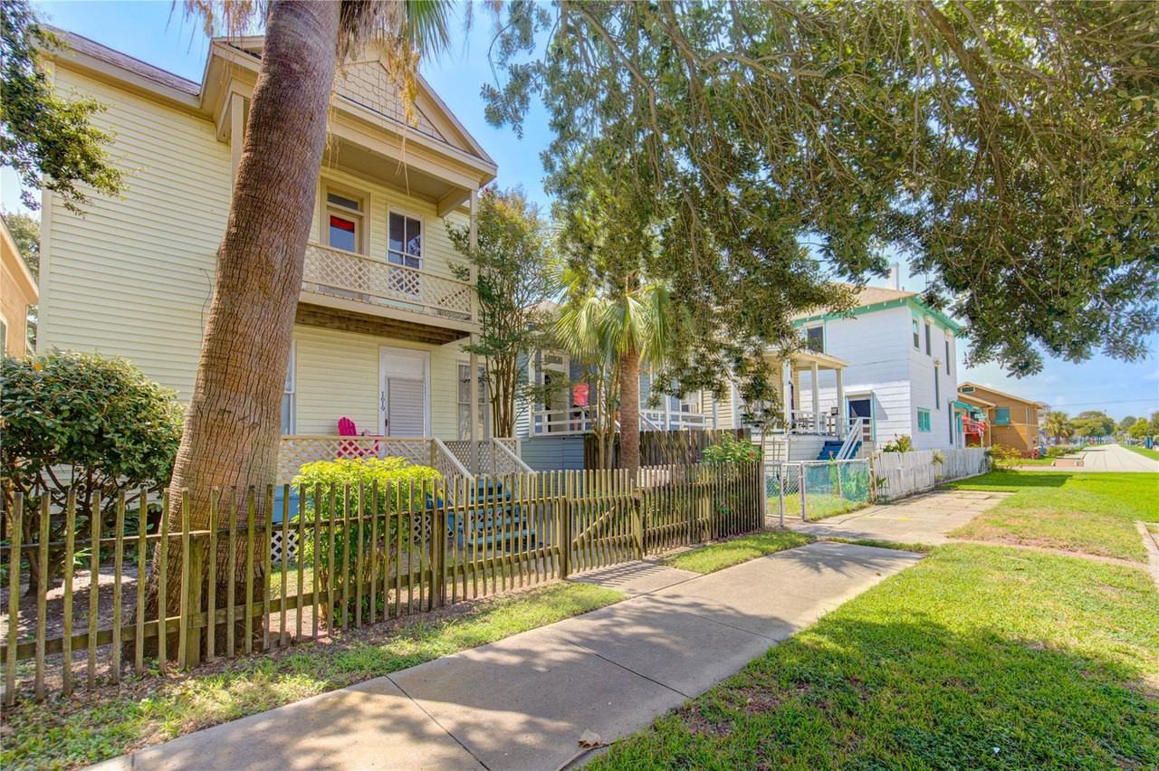 1619 Ursuline Street - Photo 2 of 33