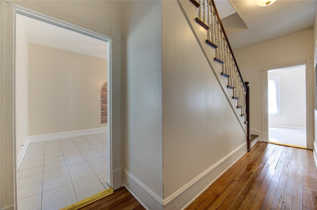 1619 Ursuline Street - Photo 4 of 33