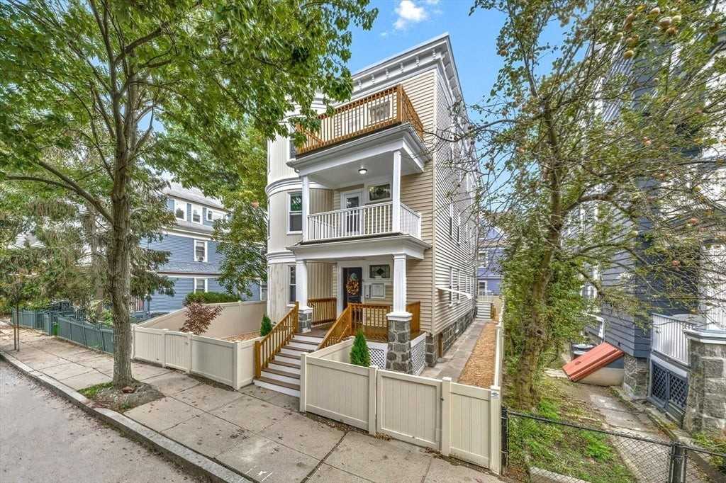 24 Hinckley Street - Photo 3 of 36
