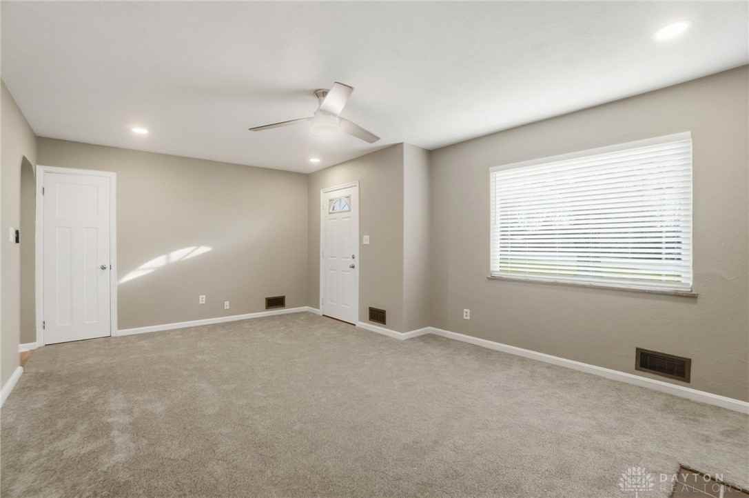 318 E Central Ave - Photo 5 of 31