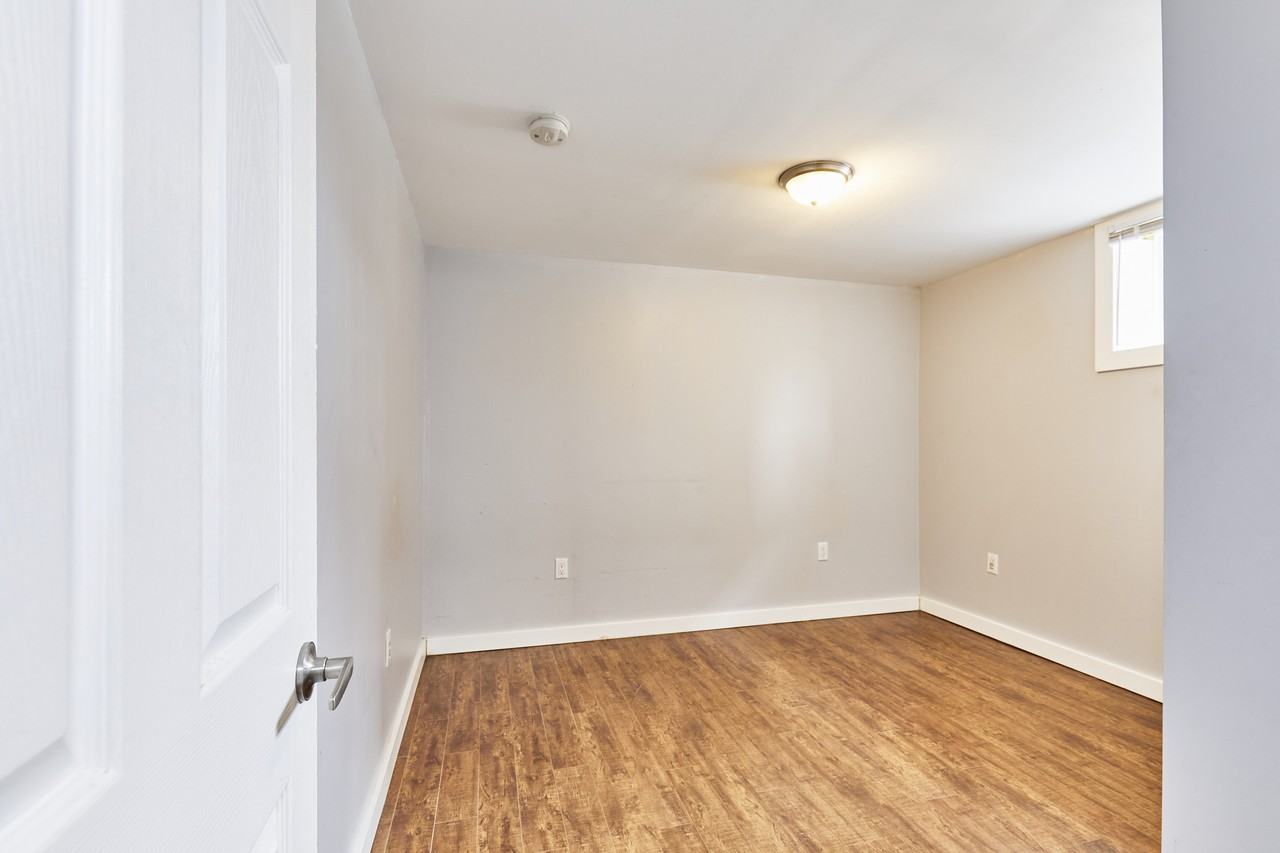 730 7th Avenue - Photo 5 of 9