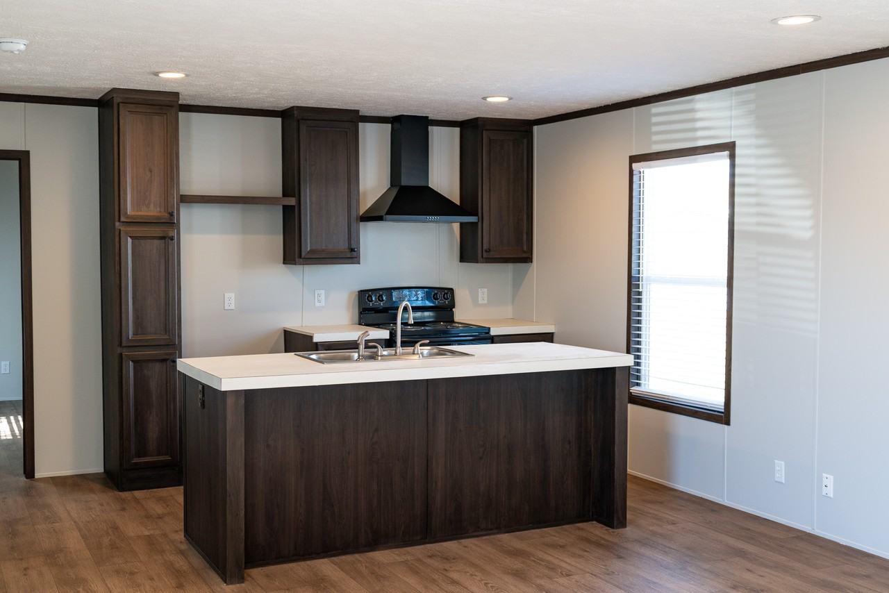 114 Shady Grove - Photo 4 of 19