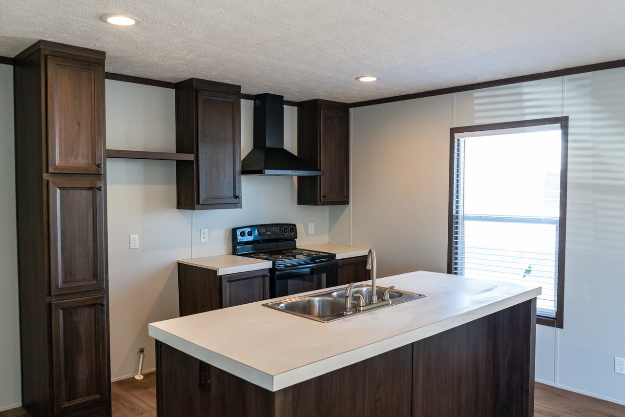 114 Shady Grove - Photo 5 of 19