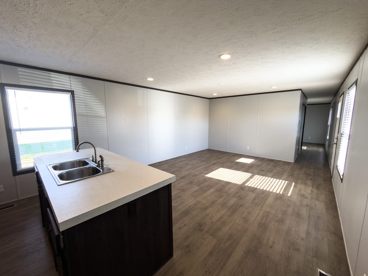 114 Shady Grove - Photo 6 of 19