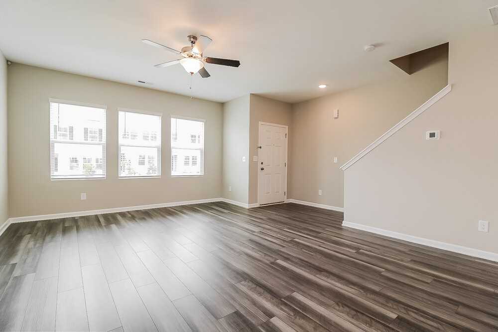 545 Landing View Dr - Photo 6 of 17