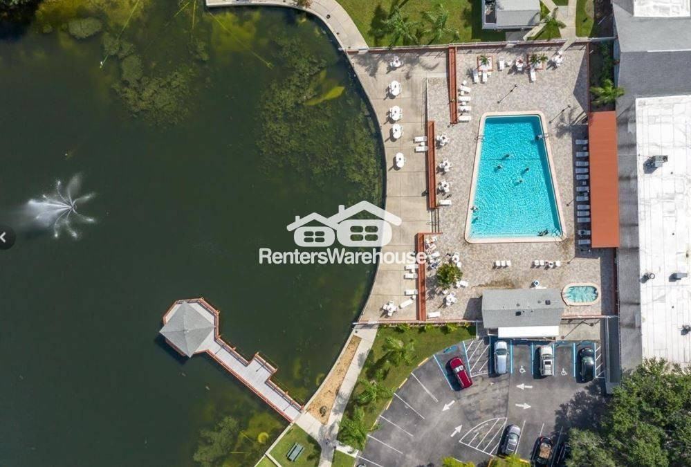 11241 Dollar Lake Drive - Photo 2 of 33