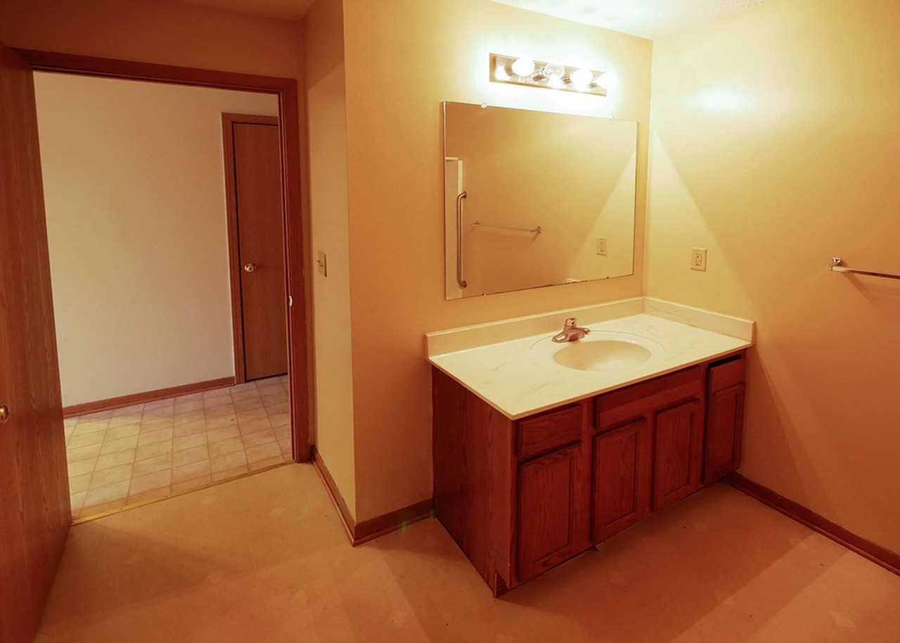 Bluestone - Photo 3 of 7