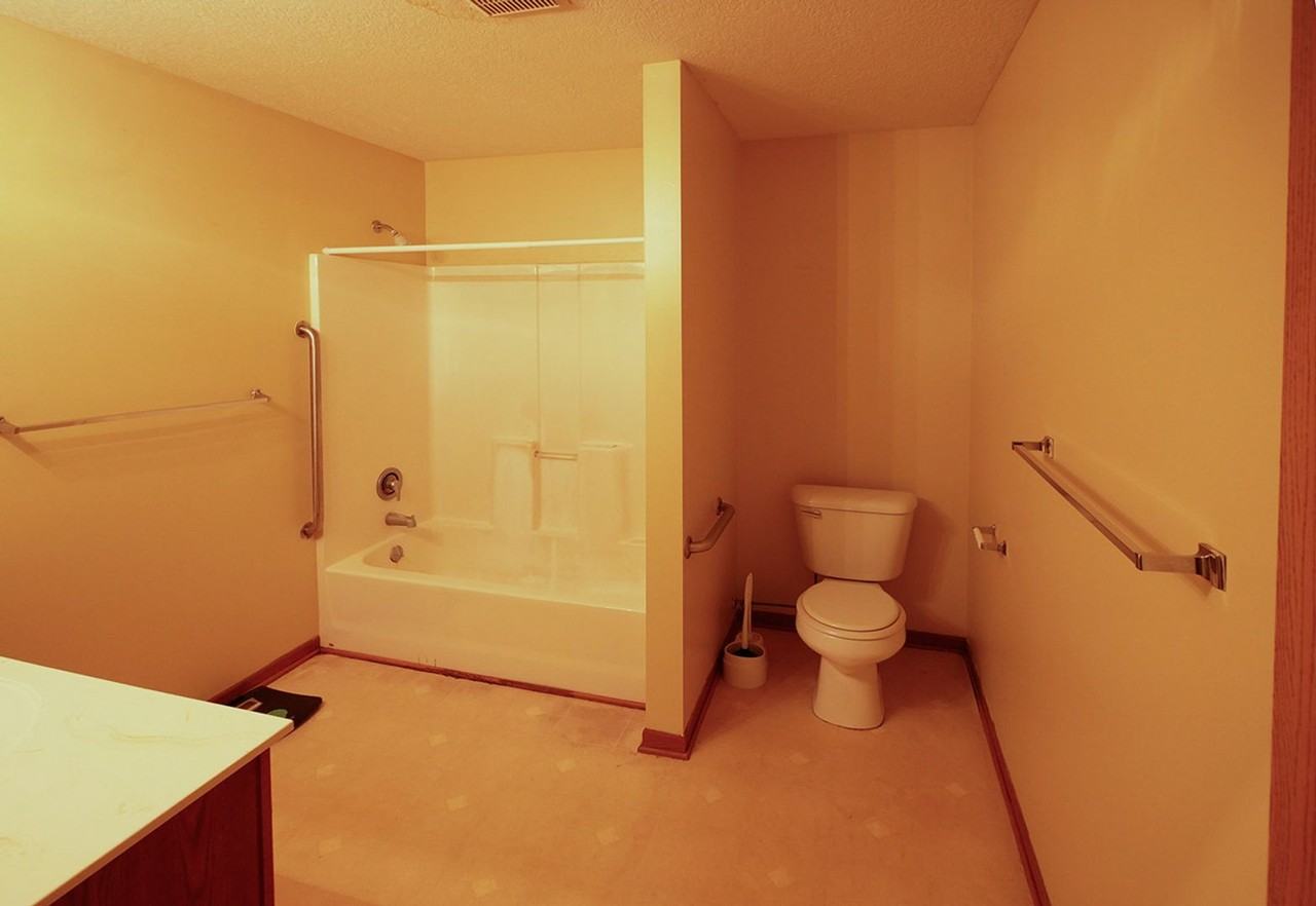 Bluestone - Photo 4 of 7