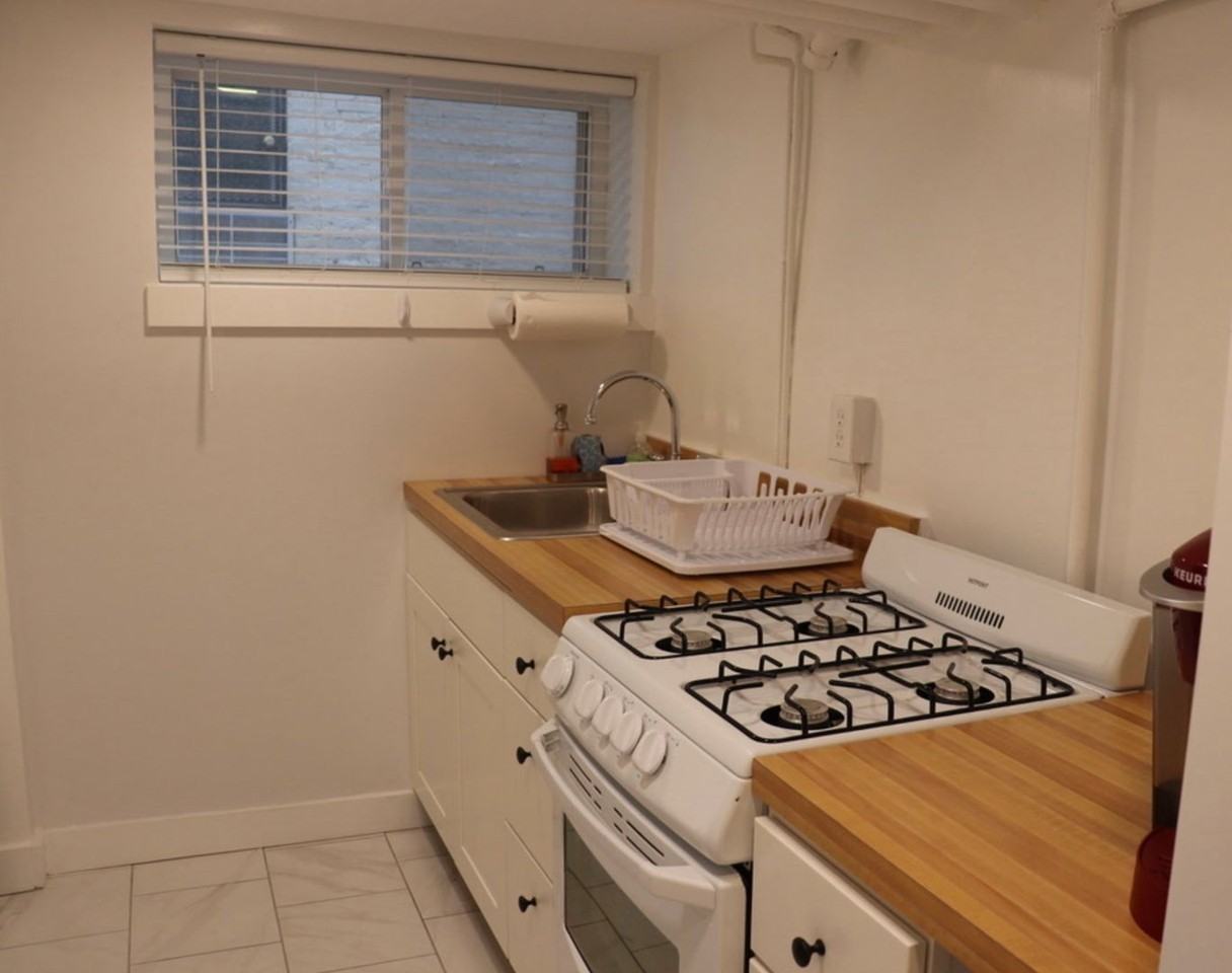 N Street 2121 - Photo 2 of 16