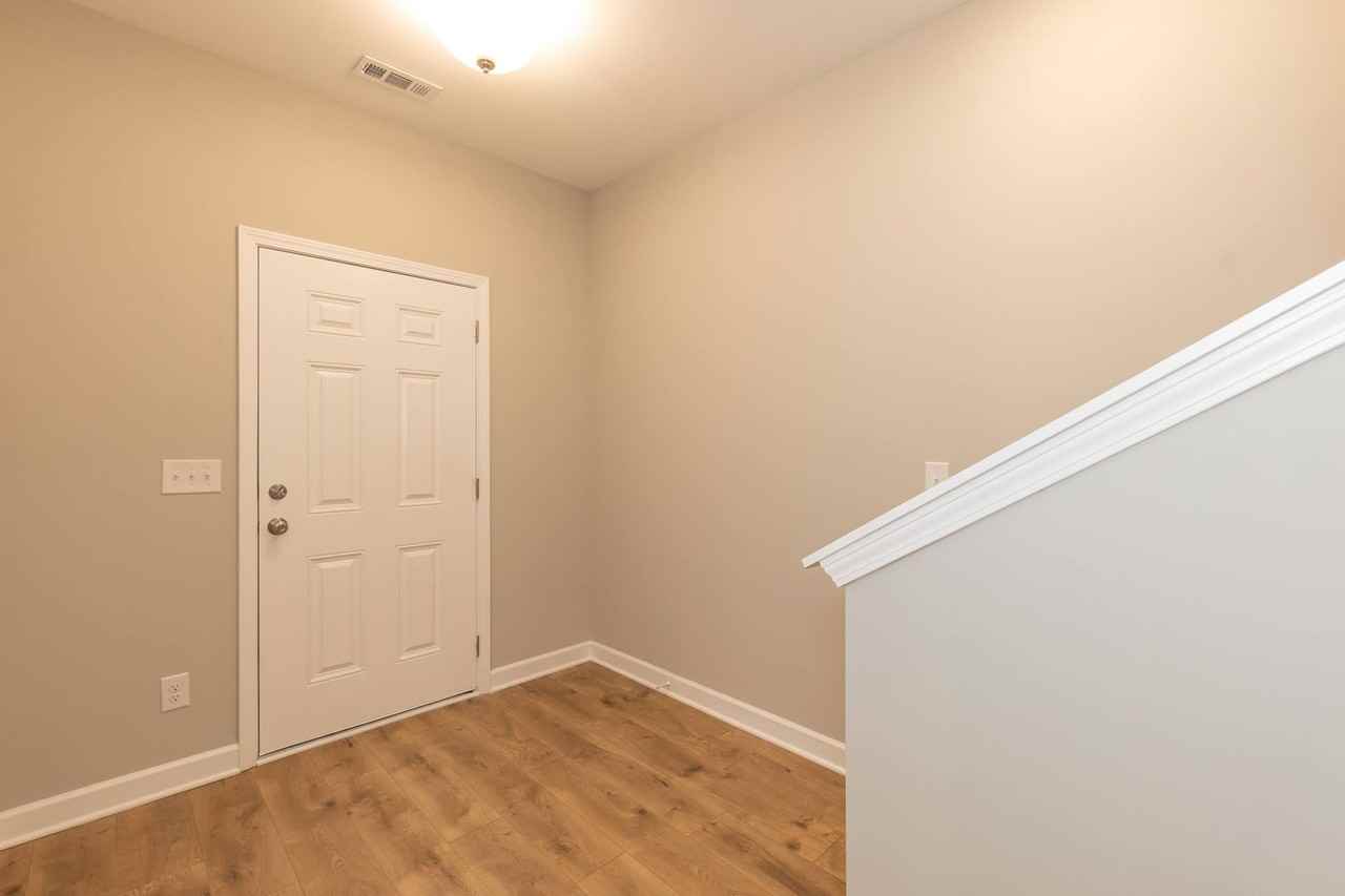 248 West Vance Street - Photo 7 of 26