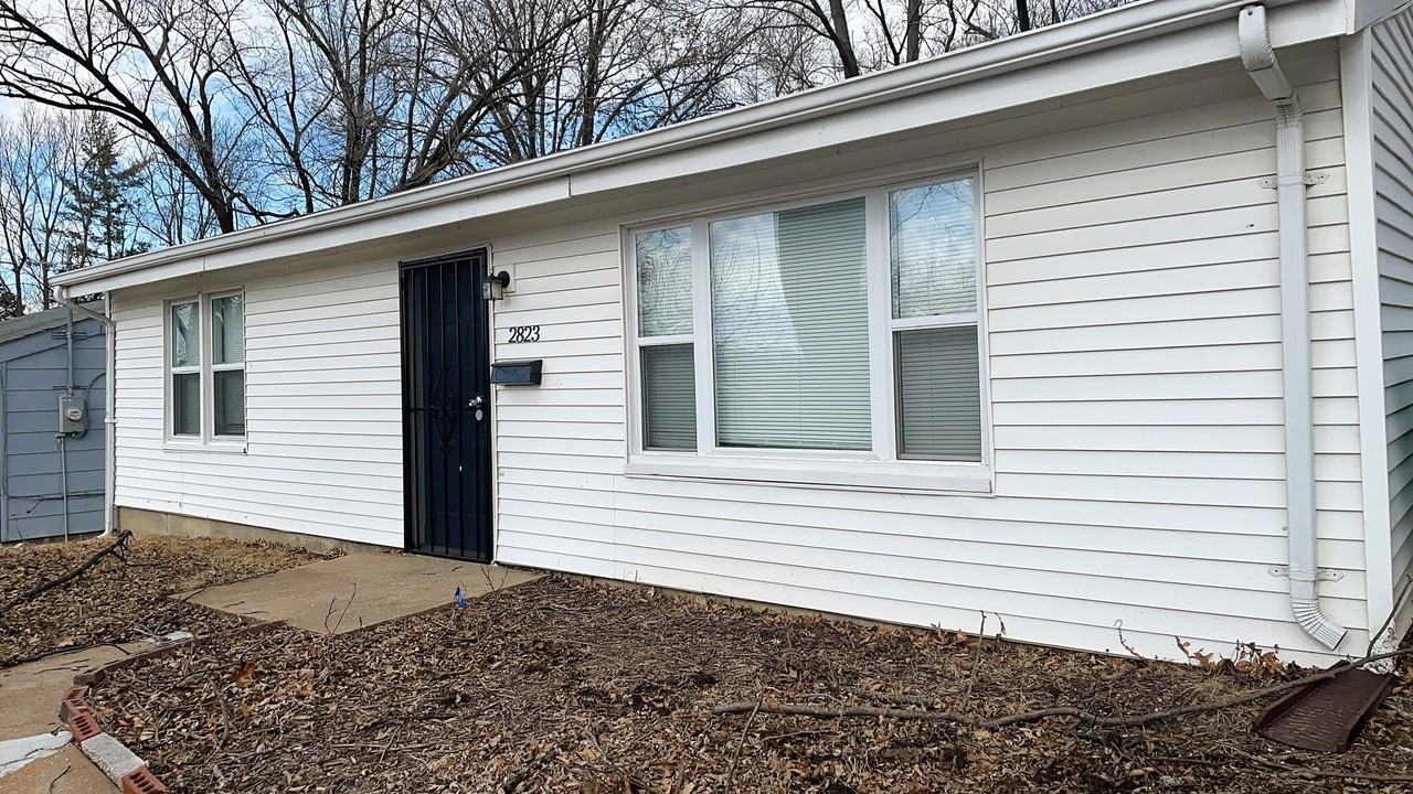 2823 Meadowlark Avenue