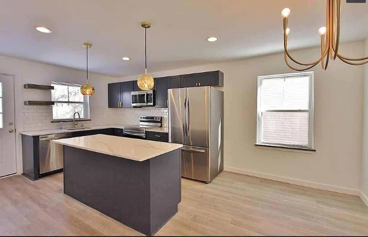 81 W Pierpont St - Photo 5 of 26