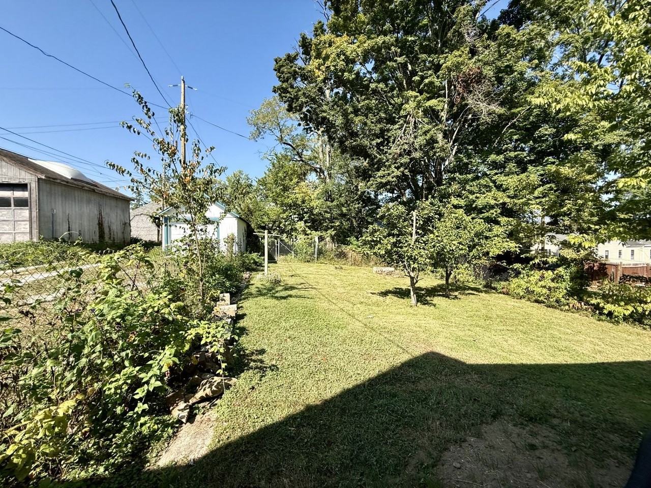 320 South Jackson Street - Photo 3 of 8