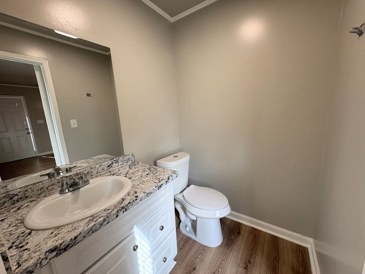 355 Sunset Dr - Photo 6 of 8