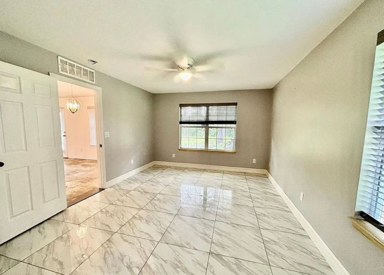 12 Regency Dr - Photo 6 of 20