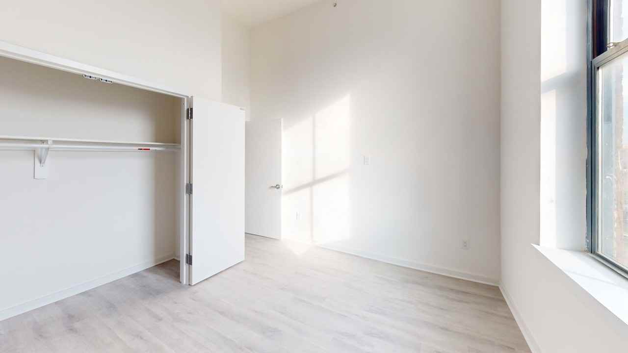 70 Roseville Ave - Photo 7 of 11