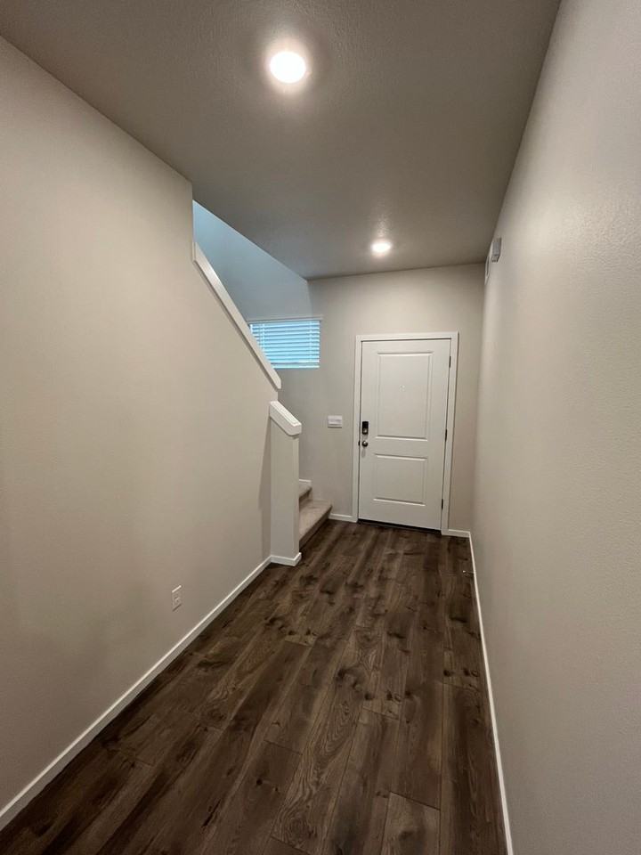 61179 Splendor Ln - Photo 2 of 31