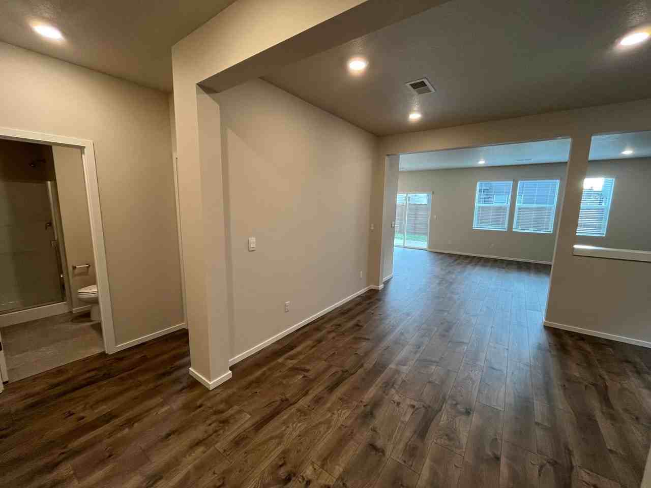 61179 Splendor Ln - Photo 5 of 31