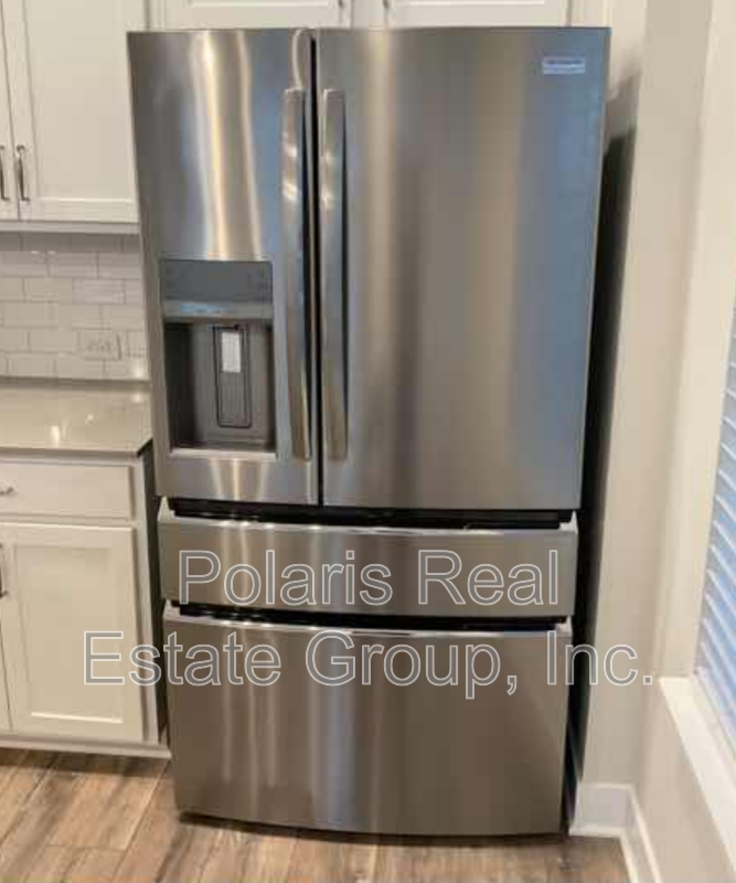 561 Steinbeck Place - Photo 5 of 22