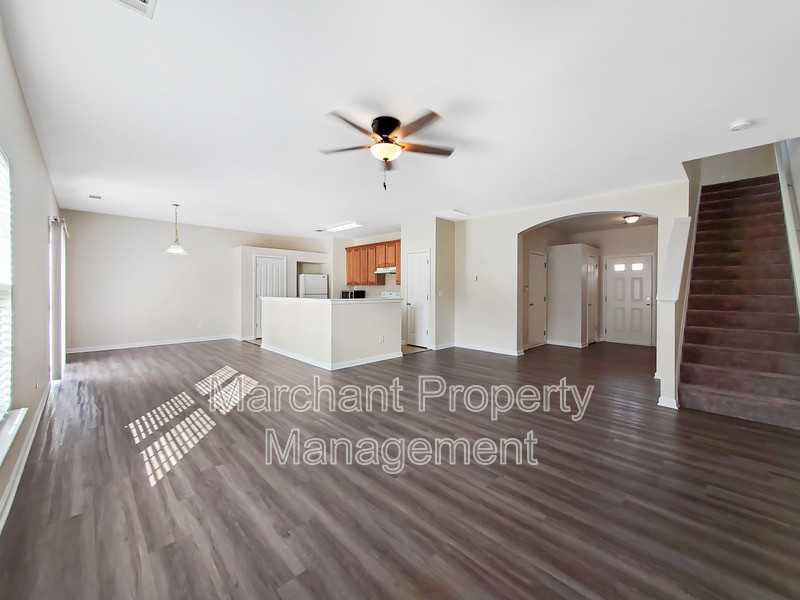 9 Sunfield Ct - Photo 7 of 30