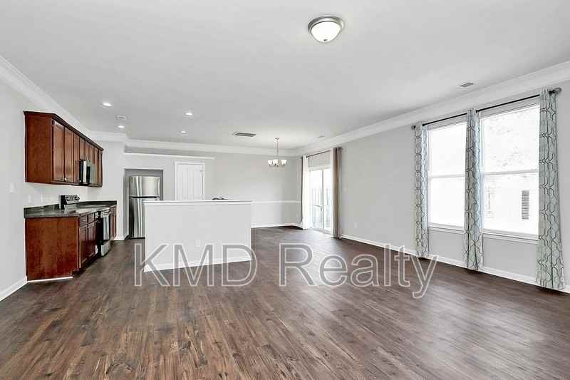 3808 Herkimer Drive - Photo 2 of 17