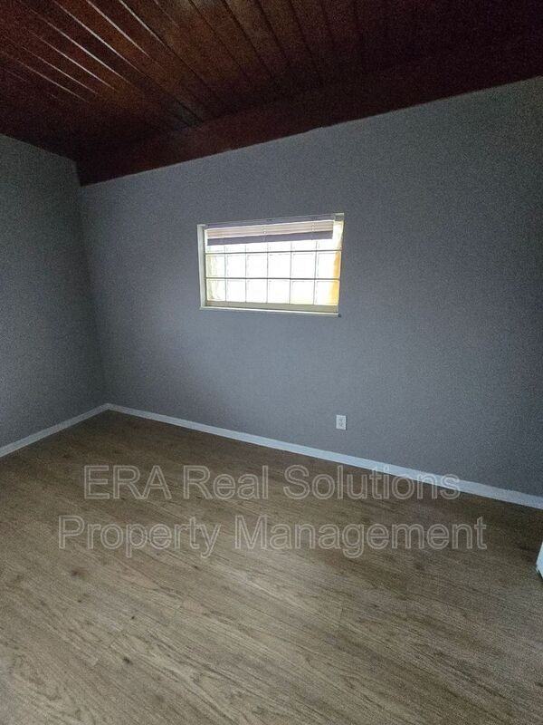 2958 Sullivant Ave #PML - Photo 7 of 8