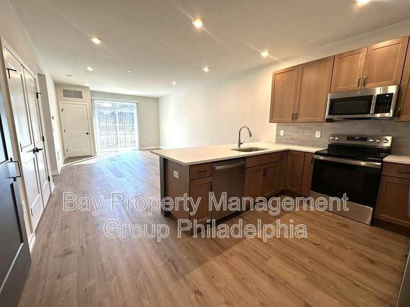 409 W Butler Ave #318 - Photo 7 of 50