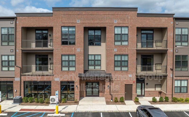 409 W Butler Ave #214 - Photo 2 of 50