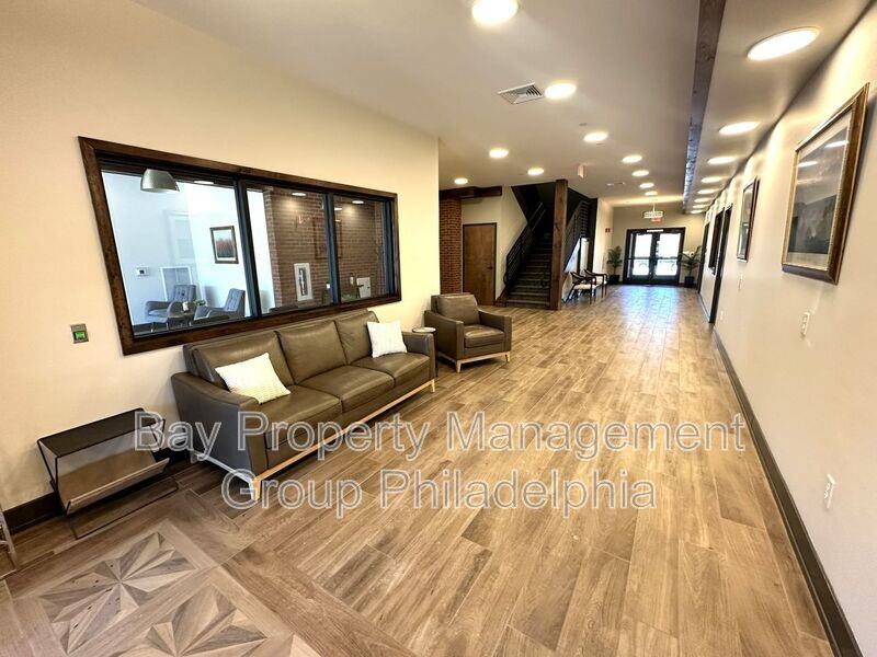 409 W Butler Ave #214 - Photo 4 of 50