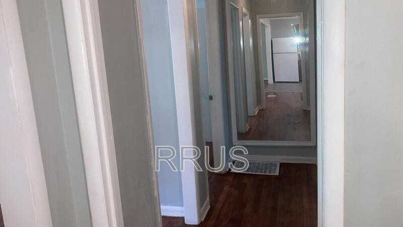 2364 Brackett St Sw - Photo 3 of 10