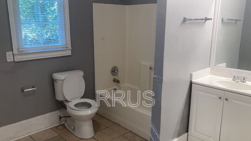 2364 Brackett St Sw - Photo 4 of 10