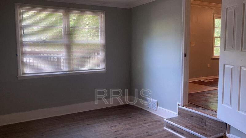 2364 Brackett St Sw - Photo 6 of 10