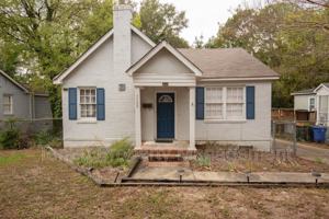 featured image of 3909 Crestview Dr
