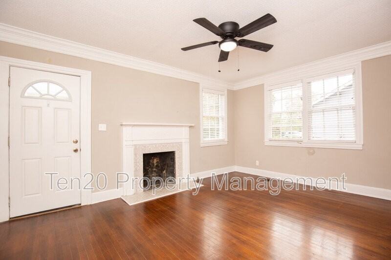 3909 Crestview Dr - Photo 2 of 17