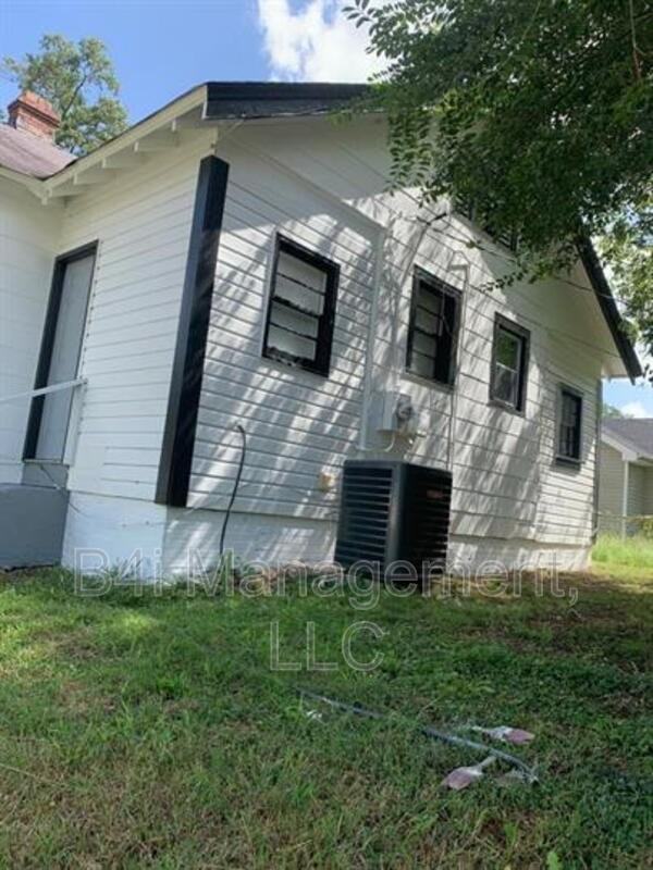 4018 3rd Ave - Photo 6 of 50