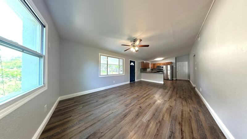 8972 67th St N - Photo 4 of 37