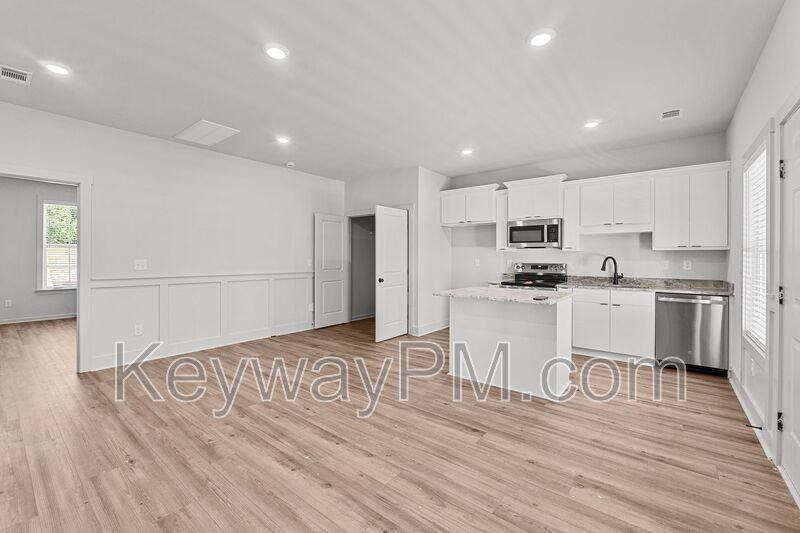 26 Jones St - Photo 7 of 14