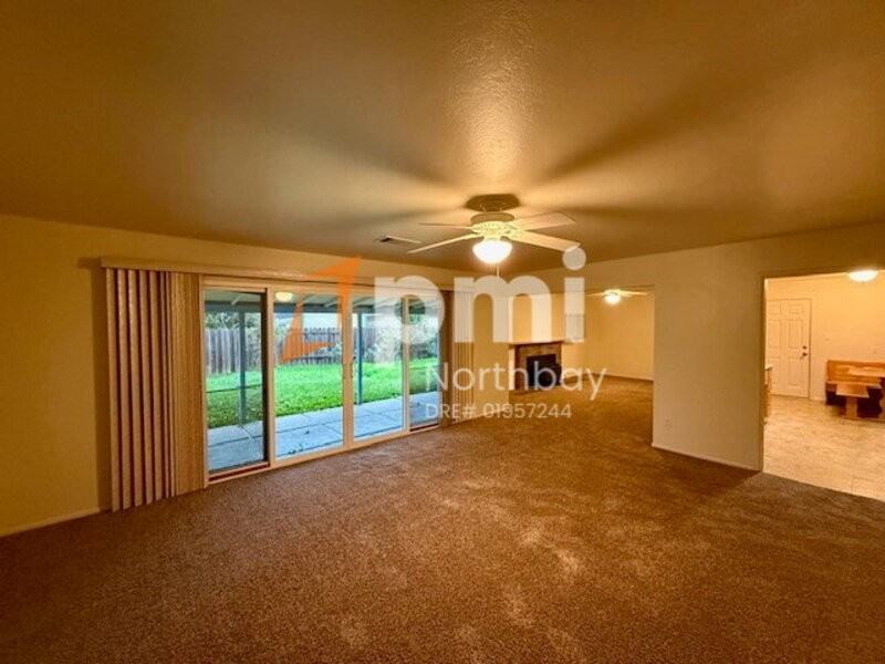 1504 Maryland Street - Photo 2 of 13