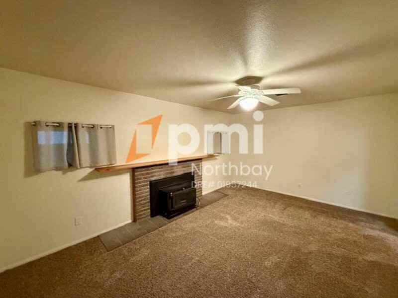 1504 Maryland Street - Photo 3 of 13