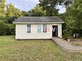 featured image of 2105 Clifton Ave